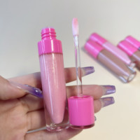 Lèvres repulpantes de haute qualité à faible quantité minimale de commande brillant parfum vanille brillant brillant à lèvres avec marque privée