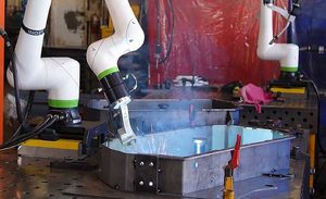 หุ่นยนต์เชื่อมแบบร่วมปฏิบัติงาน Fanuc CRX-25iA ร่วมกับเครื่องเชื่อมหุ่นยนต์ เป็นหุ่นยนต์เชื่อมอัตโนมัติ - Product Image 6