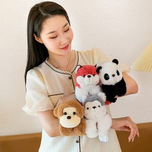 Pulsera de Peluche Suave con Diseño de Zoológico de Dibujos Animados, Regalo de Cumpleaños para Niños - Product Image 1