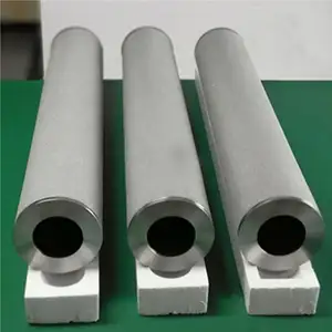 Filtro in pile in feltro di fibra di metallo sinterizzato con elemento filtrante a candela sinterizzato in polvere di titanio personalizzato