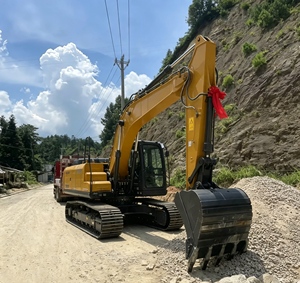 Excavadora de cadenas XE155GA, potente y fiable, con ahorro de combustible, máquina para movimiento de tierras, capacidad de la cazoleta de 0.65m, alta potencia de excavación. - Product Image 1