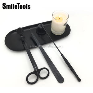 Kit de Lujo para el Cuidado de Velas de 3 Piezas, Recortador de Mecha de Acero Inoxidable, Apagavelas, Kit de Accesorios para Velas en Oro Rosa/Negro para Regalo de <span class=keywords><strong>Marca</strong></span> - Product Image 4