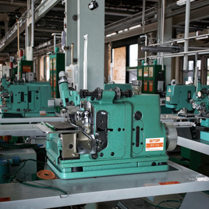 เครื่องเย็บปักถักร้อยแบบ BT-30 สำหรับเย็บขอบตราสัญลักษณ์บนแขนเสื้อ ชุดนักเรียน - Product Image 3