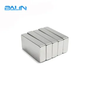 Balin Neodymium Neodymium N52 50x50x30 hình chữ nhật 100kg nam châm