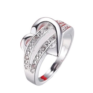 Anello a Forma di Cuore Q777 per Donna, con Zirconia Cubica e Incastonatura Pavé, Anello di Fidanzamento alla Moda - Product Image 5