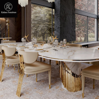 Ensemble de table à manger italienne moderne de luxe pour 10 personnes, table ovale en marbre avec base en acier inoxydable doré, chaises de salle à manger