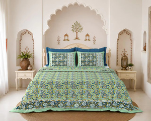 Parure de lit en coton blanc à imprimé floral style indien Jaipuri, taille King, avec housses de coussin, pour chambre à coucher bohème - Product Image 1