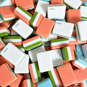 Ensemble de Mahjong Américain de Luxe Moderne à Trois Couches en Acrylique Orange, Vert et Blanc avec Tuiles Dragon, Bambou et Lotus pour le Divertissement et le Poker - Product Image 6