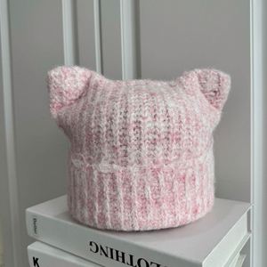 หมวกบีนนี่ไหมพรมกันน้ำ ระบายอากาศได้ดี ลายหูแมวน่ารัก สำหรับทุกเพศ รุ่นใหม่ปี 2025 คุณภาพสูง หนานุ่ม อุ่นสบาย เหมาะสำหรับเดินทางในช่วงฤดูหนาว - Product Image 1