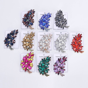 Thiết kế mới các loại màu Diamante pha lê lông hình dạng Trâm ve áo <span class=keywords><strong>pin</strong></span> hợp kim pha lê <span class=keywords><strong>Rhinestone</strong></span> lá Trâm <span class=keywords><strong>Pin</strong></span> - Product Image 3