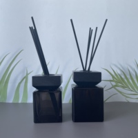 Bouteilles en verre vides de 50 ml noires carrées pour diffuseur à bâtonnets, luxe pour la maison, naturelles, 100 ml, 200 ml, bouteille d'huile aromatique de luxe avec bouchon en bois