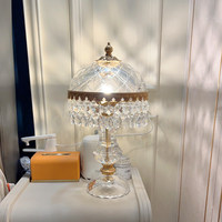 Lampe de table LED de luxe de style européen en cristal, alimentation CA, interrupteur à bouton, CRI 90 élevé, décorative en cuivre, cadeau de mariage haut de gamme