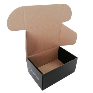 กล่องกระดาษลูกฟูกสีดำพิมพ์ลายโลโก้ตามสั่งกล่องจดหมายสำหรับใส่เครื่องสำอางเสื้อผ้านาฬิกาของขวัญ - Product Image 5