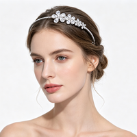 Serre-tête de mariée en zircone cubique à 4 fleurs dégradées, diadème de mariage en cristal taille poire, couronne latérale brillante, bijoux de cheveux, vente en gros