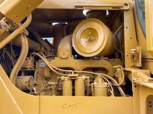 D7G รถปราบดินมือสองรถปราบดินสำหรับแมวน้ำหนัก20ตันชิ้นส่วนแกนเกียร์เครื่องยนต์ - Product Image 2