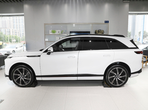 Xpeng G9 EV SUV 2024 650Pro Edition China NEV 100% eléctrico de doble Motor 4WD coche de gama alta eléctrico de tamaño mediano SUV vehículo XPENG Auto - Product Image 4