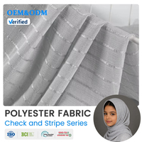 Tissu Hijab pour Enfants en Polyester Respirant et Infroissable, Modèle 5504 à Rayures et Carreaux en Satin, Service OEM, Idéal pour le Bureau