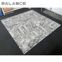 Balance Moderne Nylon Abnehmbare Modulare Teppichfliesen Kommerzielle Getuftete Schlingenflor-Quadratfliesen mit Abstraktem Muster für Büro, Hotel, Zuhause, PVC