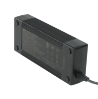 Chargeur de batterie au lithium XVE 12,6 V 8 A pour pack de batteries au lithium 3S 11,1 V, certifié CE FCC ROHS, XVE126-1200800