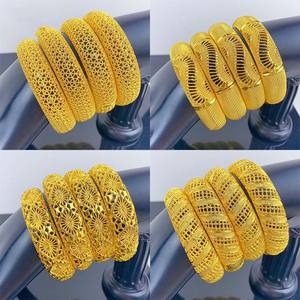 Brazalete <span class=keywords><strong>de</strong></span> Oro <span class=keywords><strong>de</strong></span> <span class=keywords><strong>Arena</strong></span> Africano <span class=keywords><strong>de</strong></span> Dubái, Brazalete <span class=keywords><strong>de</strong></span> Mujer, Chapado en Oro <span class=keywords><strong>de</strong></span> 24K, Tallado Hueco con Tótem, Brazalete <span class=keywords><strong>de</strong></span> Novia, Venta al por Mayor - Product Image 5