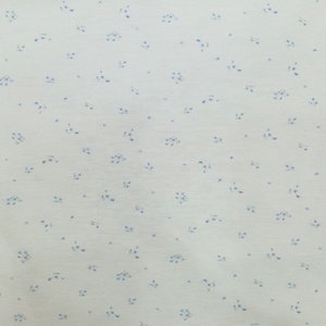 Tissu en Chiffon 100% Polyester à Bas Prix, Doux et Respirant, à Petits Imprimés Floraux pour Robes de Filles, Robes et Blouses pour Femmes, Vêtements - Product Image 3