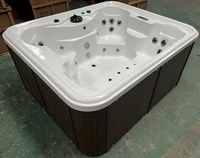 Baignoire de massage de luxe pour spa extérieur sur toit de villa, 3 places, avec éclairage LED sous-marin et mode fête