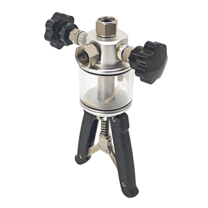 Petite pompe hydraulique manuelle pour l'étalonnage des manomètres 700 bars - Product Image 4