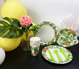 Juego de Decoración Hawaiana Luau Aloha para Fiestas de Verano DAMAI, Juego de Artículos de Mesa con Diseño de Flamencos - Product Image 3