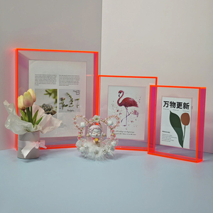 Cadre <span class=keywords><strong>photo</strong></span> en acrylique flottant néon, <span class=keywords><strong>montage</strong></span> <span class=keywords><strong>mural</strong></span> et utilisation sur table, design moderne, tailles 4x6/5x7 pouces, épaisseur 5 mm - Product Image 1