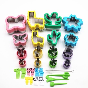 Festival Biscuit Moule <span class=keywords><strong>Cactus</strong></span> et Alpaga En Forme De Toast Pain Cutter Sandwich Cutter et Joint pour Enfants - Product Image 1