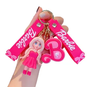 Thời trang vòng chìa khóa Phụ kiện cô gái túi Mặt dây chuyền Đảng Barbie thư màu hồng Keychain trong kho Barbie Búp Bê 3D PVC Keychain