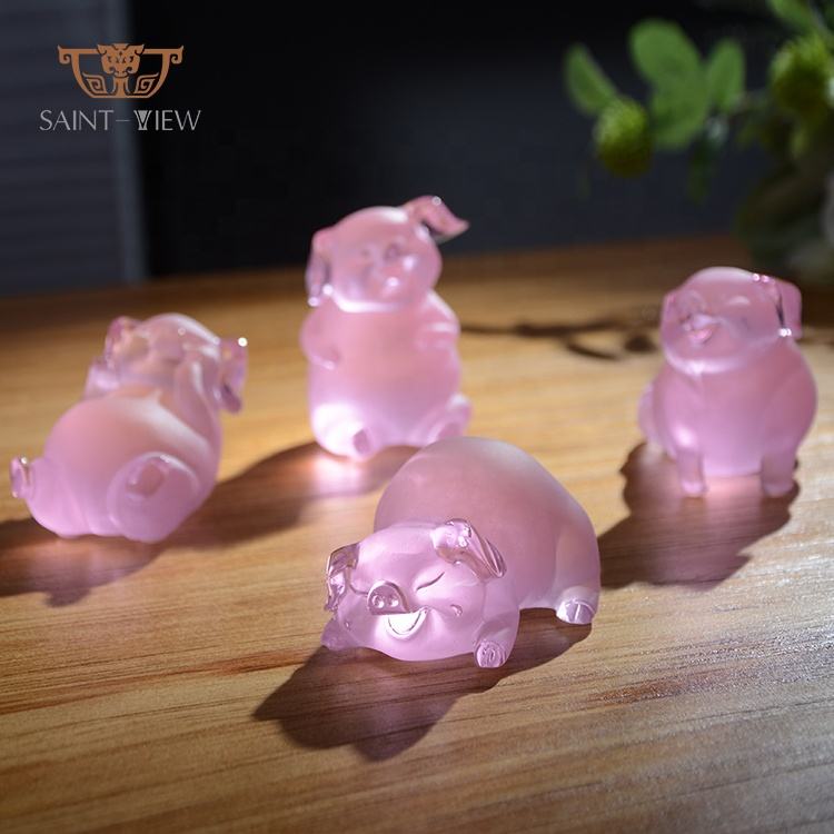 2022  Decorative Lovely Mini Happy Pig Family Crystal Statues for Valentine's Toy Gift