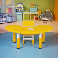 Ensemble table et chaises modernes pour enfants Meubles en plastique pour garderie