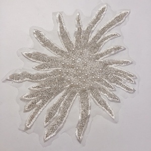 Idées de mariée de luxe Perles pleines de perles brodées Applique de dentelle blanche LT2531A - Product Image 3