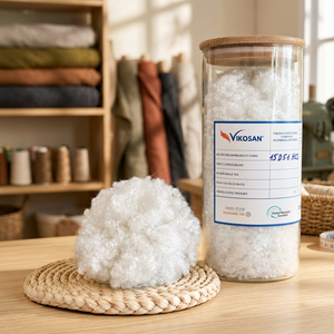 Fibre creuse conjuguée siliconée en polyester recyclé Vikosan 15D 64mm, haute résilience, pour garnissage de filature, qualité usine - Product Image 1