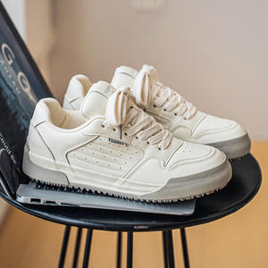 Zapatos de hombre estilo panadero 2026, nuevos zapatos deportivos casuales de primavera para hombre, parte superior de cuero, zapatos de skate versátiles para hombre - Product Image 2