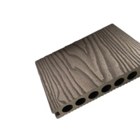 Tarima de Madera Plástica Compuesta (WPC) de Alta Calidad para Terraza y Balcón, con Revestimiento Impermeable y Relieve 3D