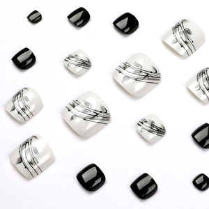 Faux ongles noirs et blancs pour les orteils, amovibles, 24 pièces, vente en gros - Product Image 3