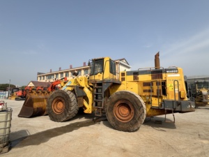 Cargadora de Ruedas Komatsu WA600 Usada de Alta Calidad, Modelo 2023, Carga Nominal de 45.4t, Pintura Original, en Stock para la Venta - Product Image 2