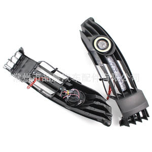 Czpinchen - Kit de Rejilla con Luces Antiniebla de Proyección LED para Volkswagen Passat B5.5, Luces de Circulación Diurna, 1999-2005 - Product Image 3