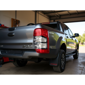 Feu arrière halogène pour Ford L200 2019-2022 CALAVERAS LUJA côté gauche, système d'éclairage automobile de remplacement, 12V, neuf, ajustement OEM - Product Image 1