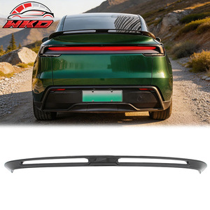 Alerón Trasero Estilo IKON V2 con Diseño de Fibra de Carbono para Tesla Model Y 2025-2026 - Product Image 1