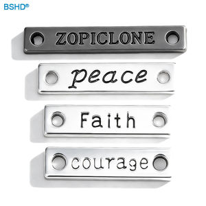 Placa de Identificación Metálica Grabada con Láser, Personalizada con Logotipo de Marca, Etiqueta de Costura para Prendas, Zapatos, Bolsos y Sombreros - Product Image 1