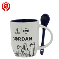 Promotion Tasses à logo personnalisé Tasse à café en céramique blanche cadeau souvenir de voyage avec intérieur coloré