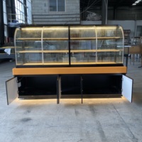 Bäckerei-Vitrine mit Edelstahlrahmen, Titanbeschichtung, LED-Beleuchtung und Transparentem Sicherheitsglas für Gewerbliche Nutzung