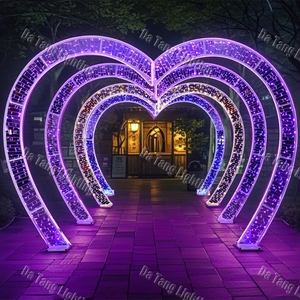 Glowing Heart Decoration for Retail Windows Shopping Plazas Hotel Courtyards and Seasonal Customer Photo Moments - Product Image 2