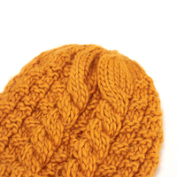 Gorro de punto de algodón amarillo personalizado al por mayor para fabricantes, gorro de invierno cálido de moda estilo hip-hop con bordado 3D, ideal para viajes.