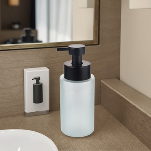 Pompa manuale montata a parete cromata erogatore doppio <span class=keywords><strong>sapone</strong></span> <span class=keywords><strong>liquido</strong></span>/supporto <span class=keywords><strong>per</strong></span> gli alberghi bagni Dispenser <span class=keywords><strong>sapone</strong></span> <span class=keywords><strong>per</strong></span> le mani - Product Image 1