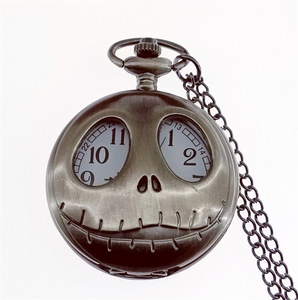 Reloj de Bolsillo de Cuarzo Reversible con Diseño de Calavera de Payaso y Espantapájaros, con Cadena Colgante, Reloj de Collar Creativo Antiguo de Aleación de 47mm - Product Image 6