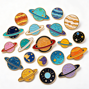 Pins de Metal Personalizados con Diseños Artísticos para Jeans y Mochilas - Product Image 3